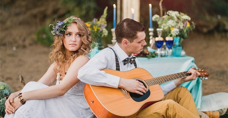 Can A Bridal ceremony DJ Look at To A Reside Band?